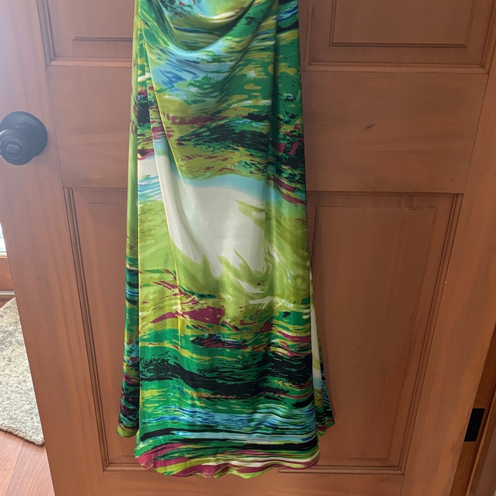 Maggie Sottero flirt size 6 Vibrant Backless formal Dress tropical green design - Picture 7 of 8